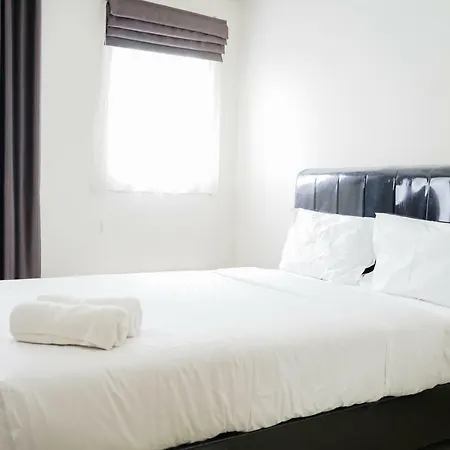 Homey Studio Signature Park Grande Apartment By Travelio